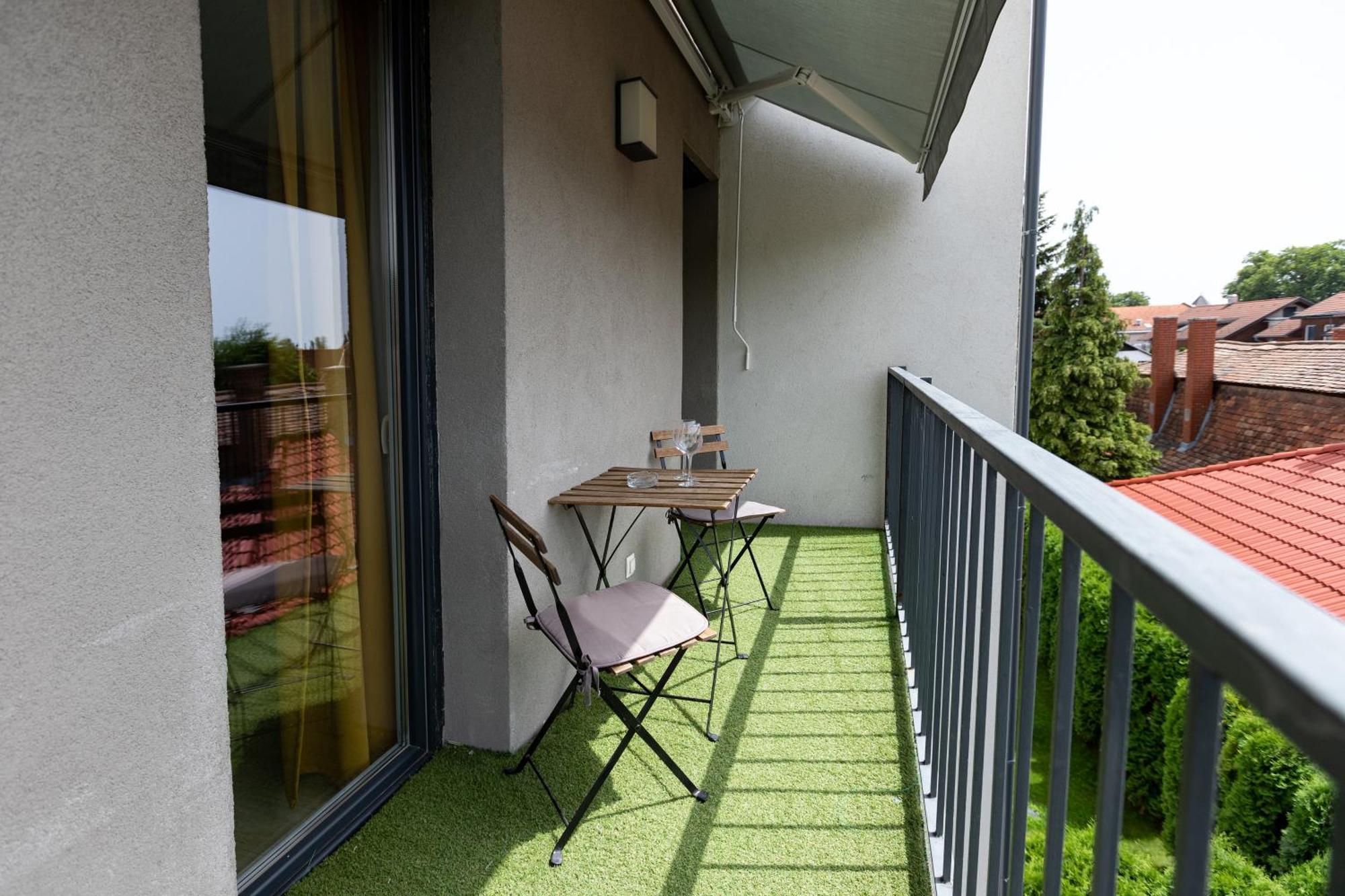 Apartment Mor8 *